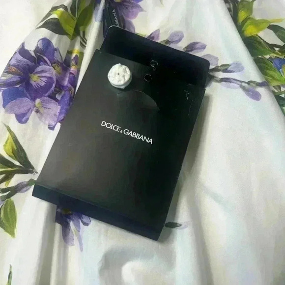 NEVER WORN! Brand new Dolce & Gabbana full skirt with flower prints! So cute! - Picture 8 of 8